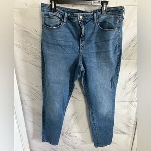 Universal Thread high rise skinny 16r